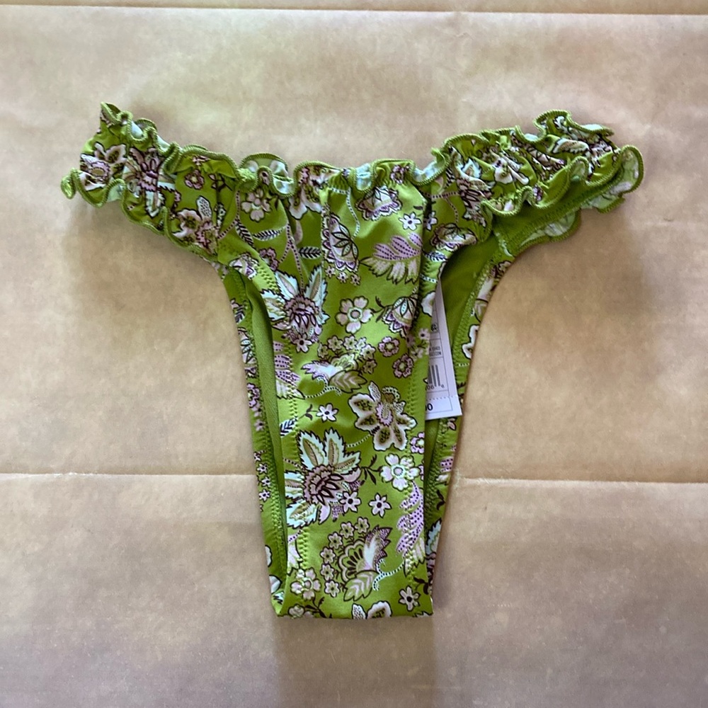 💵NWT Wild Fable Ruffled High Leg Cheeky Bikini Bottom Size XXS